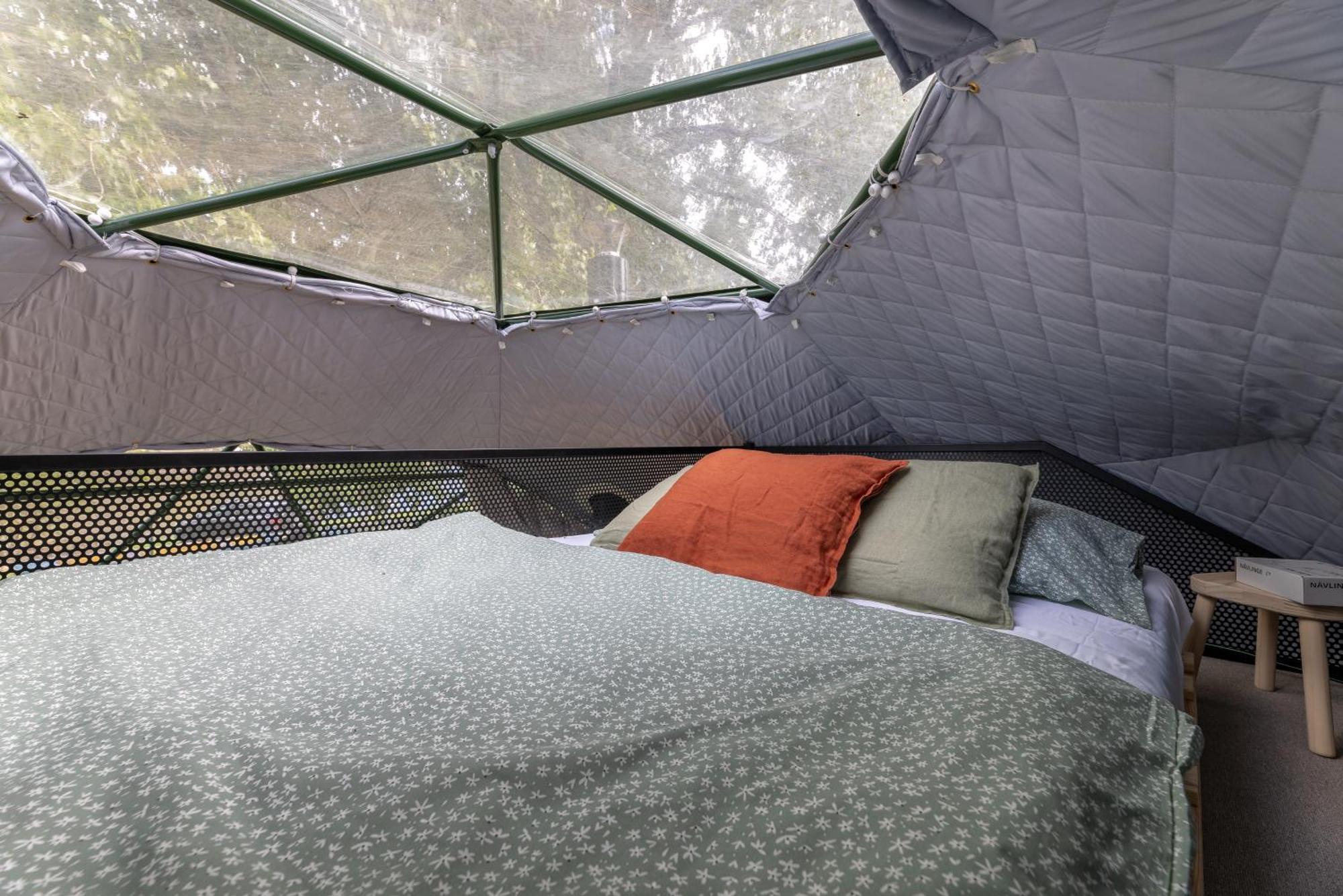 Glamping Escape To The Stars Under Skyline Praga