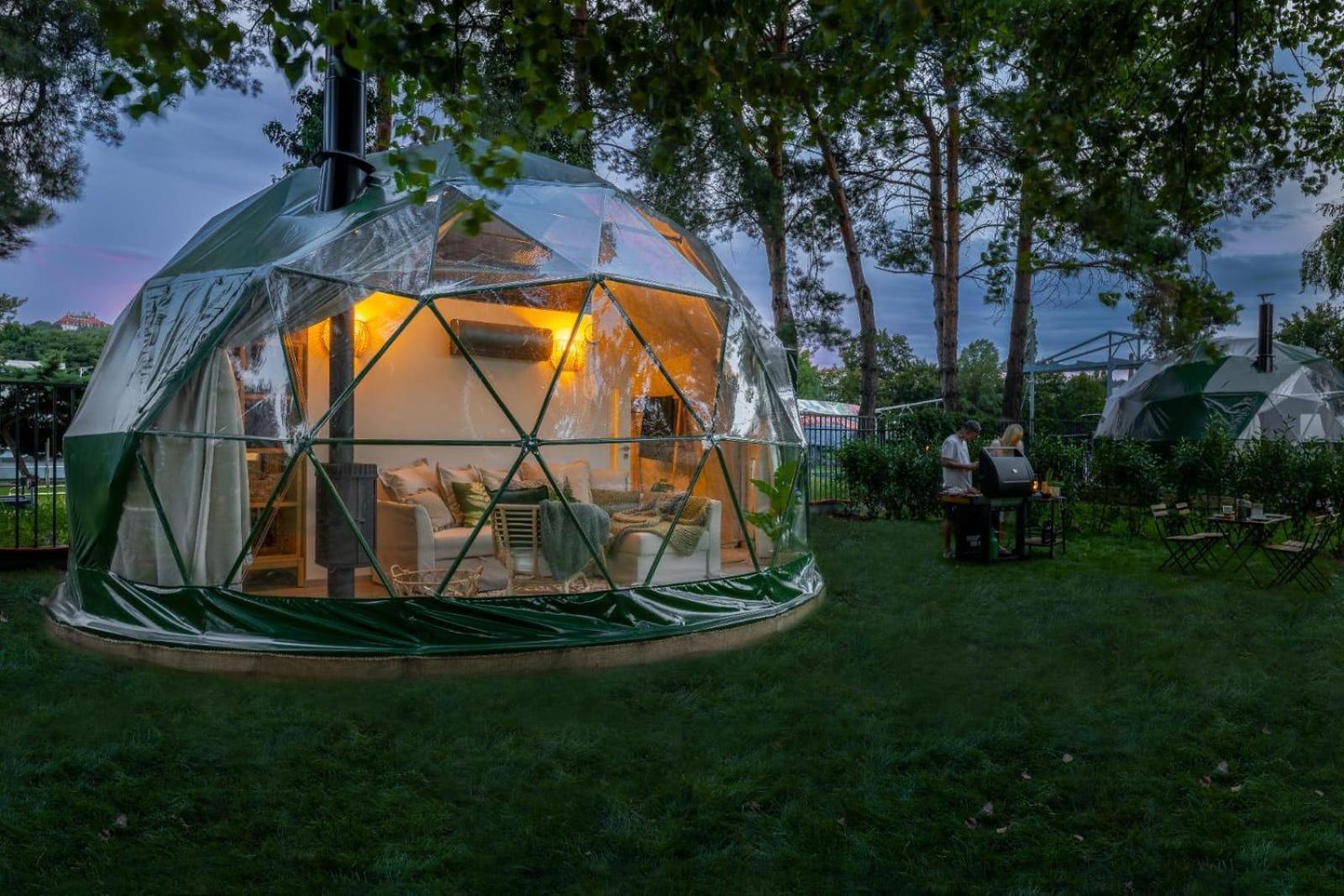 Glamping Escape To The Stars Under Skyline