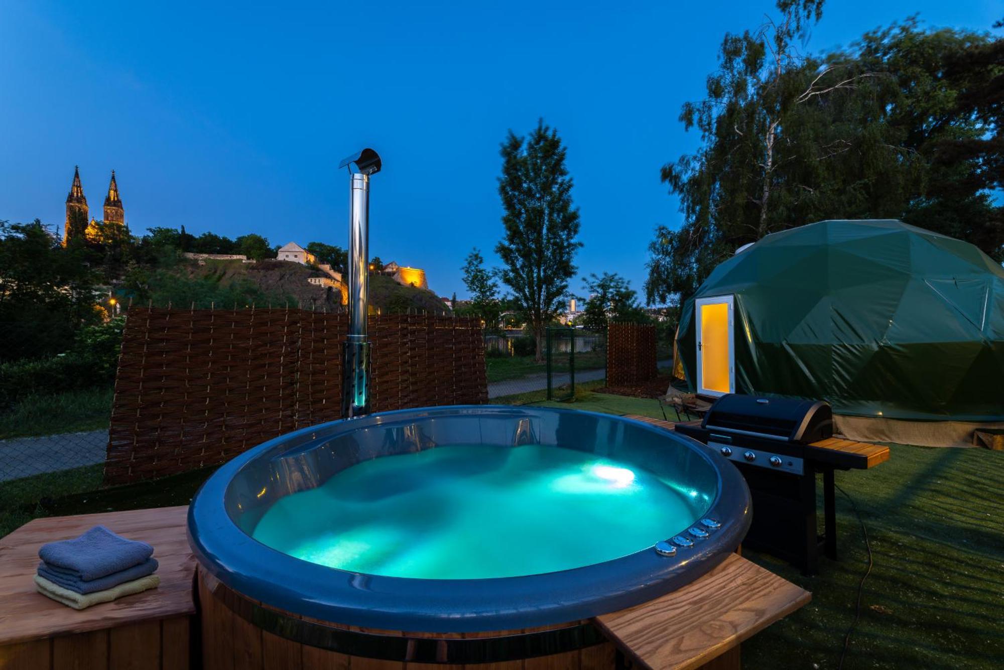 Glamping Escape To The Stars Under Skyline Glamping *